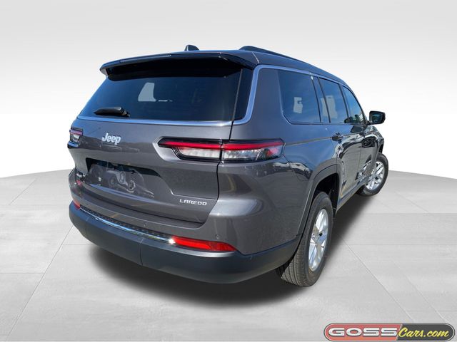 2025 Jeep Grand Cherokee Laredo photo 3