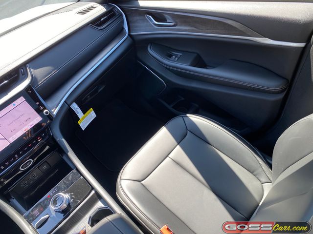 2026 Jeep Grand Cherokee Limited - Photo 17