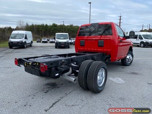 2024 Ram 3500 photo 3