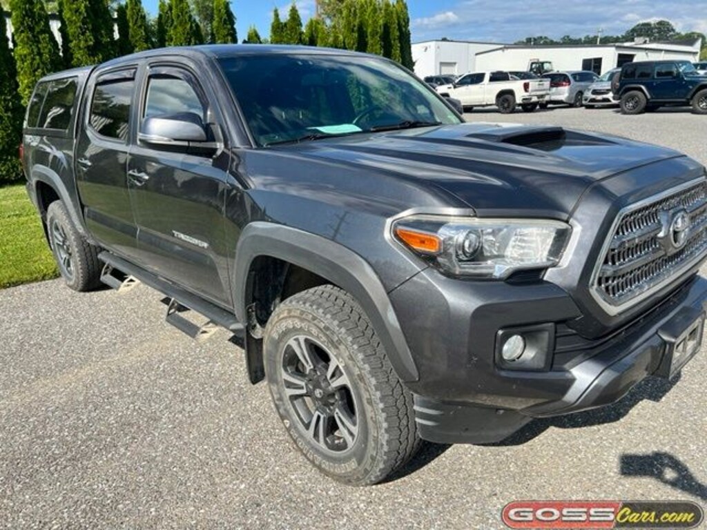 Used 2017 Toyota Tacoma TRD Sport Double Cab Truck