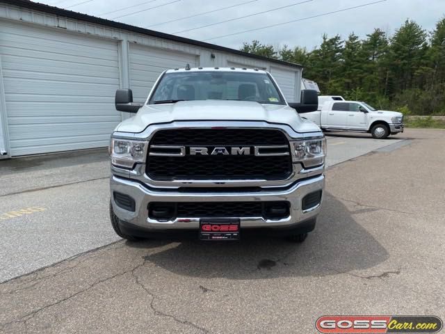 2024 Ram 3500 photo 2