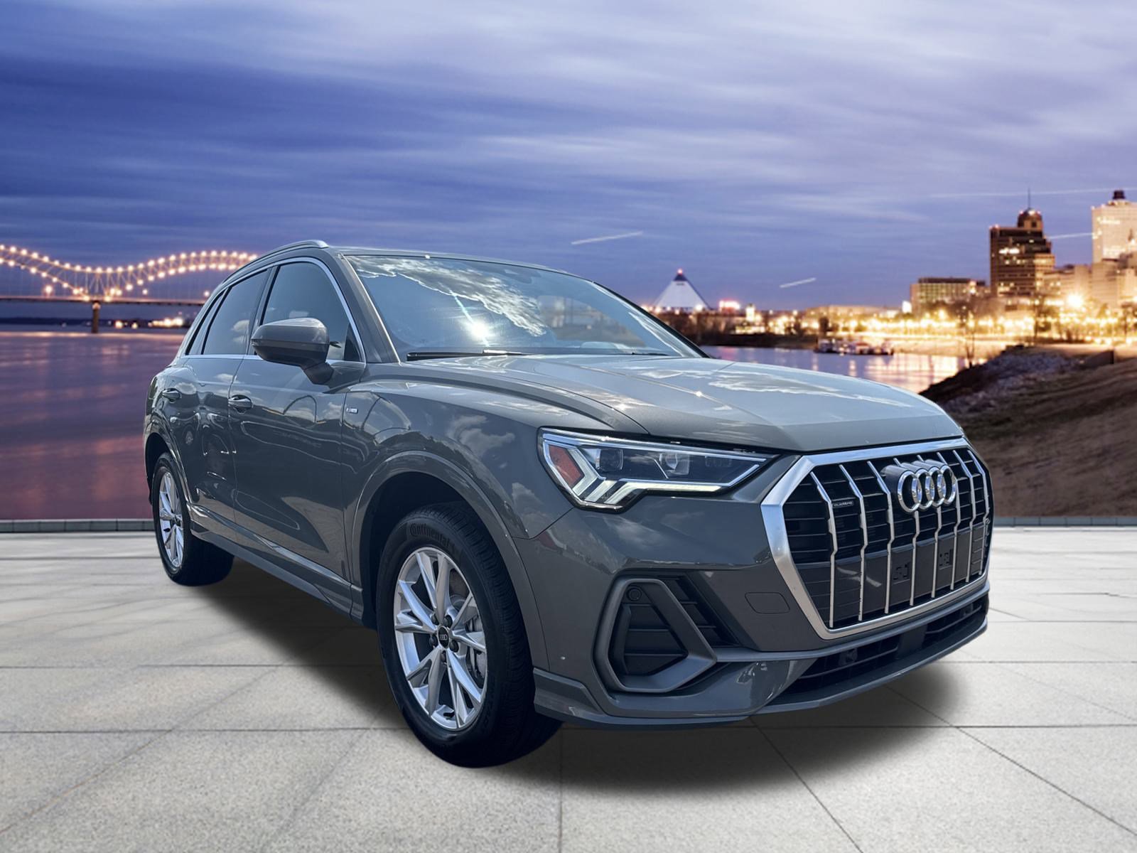 2025 Audi Q3 45 TFSI S line Premium photo 4