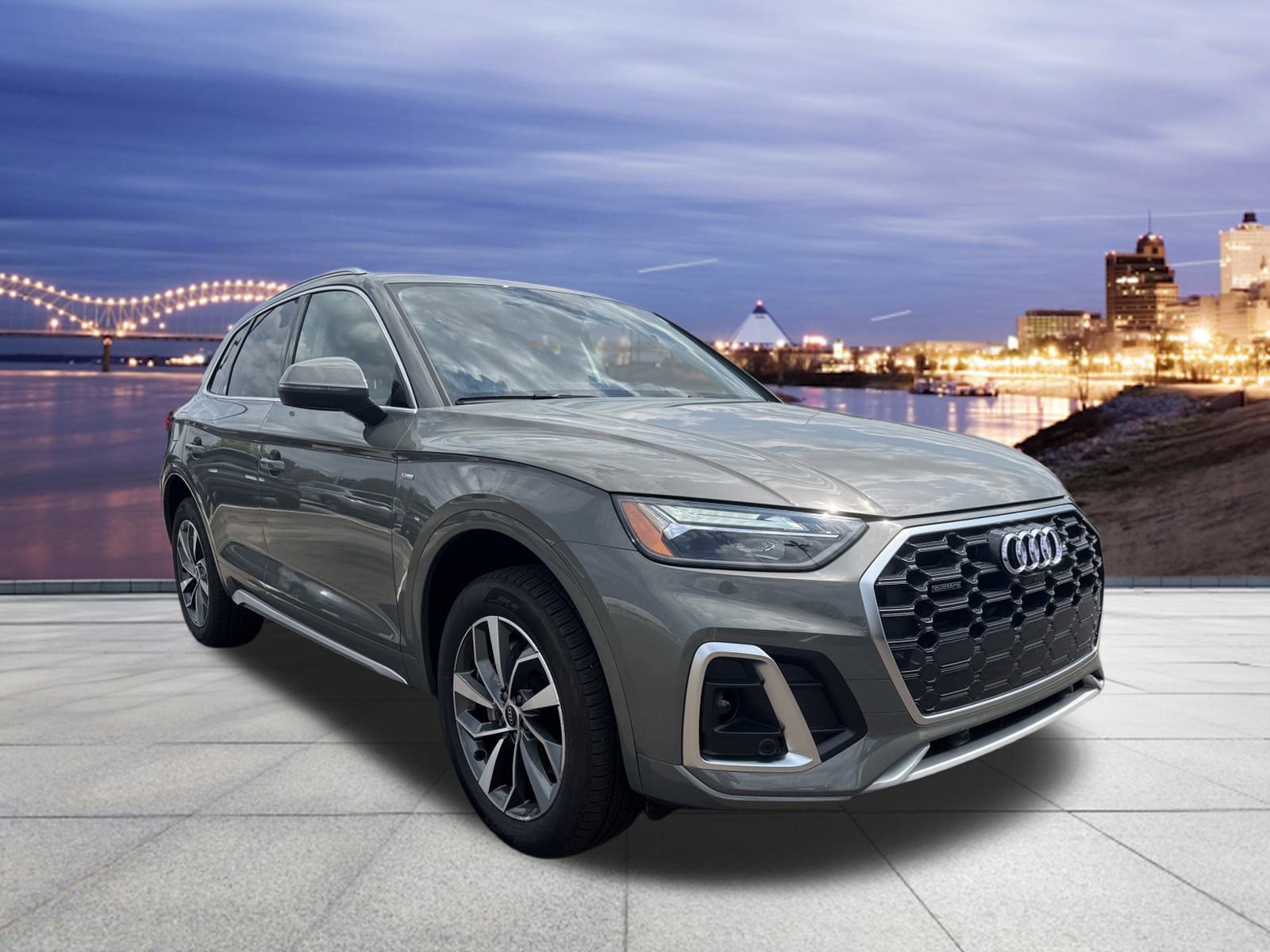 2025 Audi Q5 45 S line Premium Plus photo 3