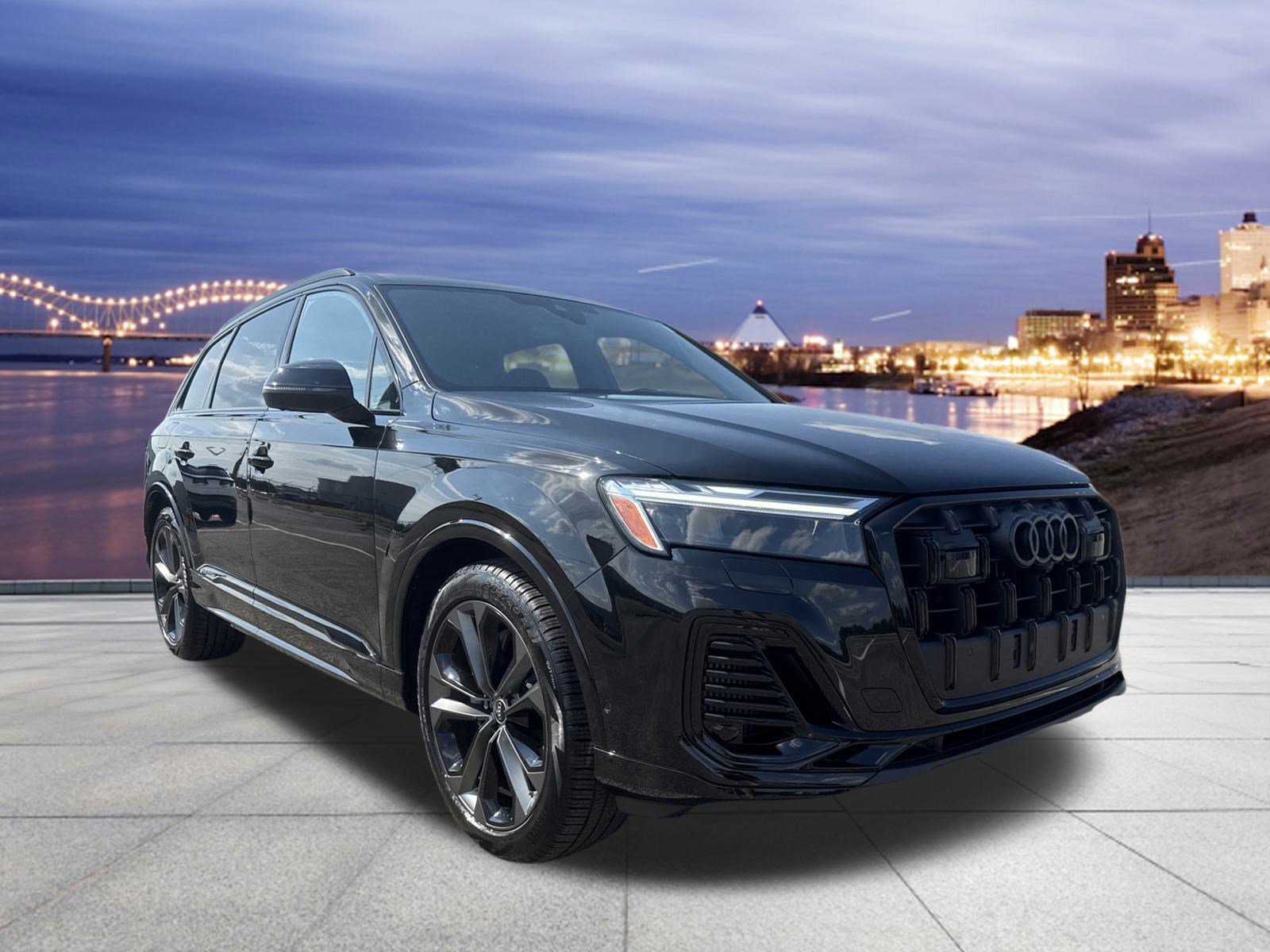 2025 Audi Q7 55 Premium Plus photo 3