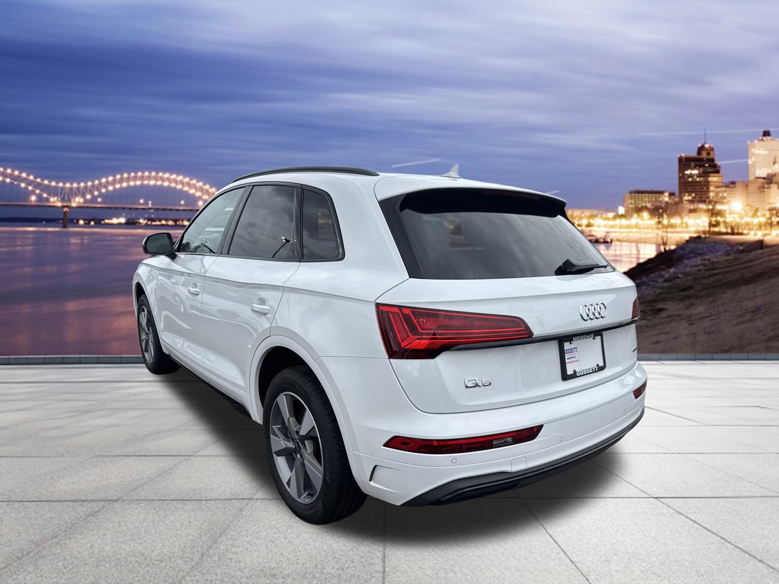 2025 Audi Q5 40 Premium photo 2