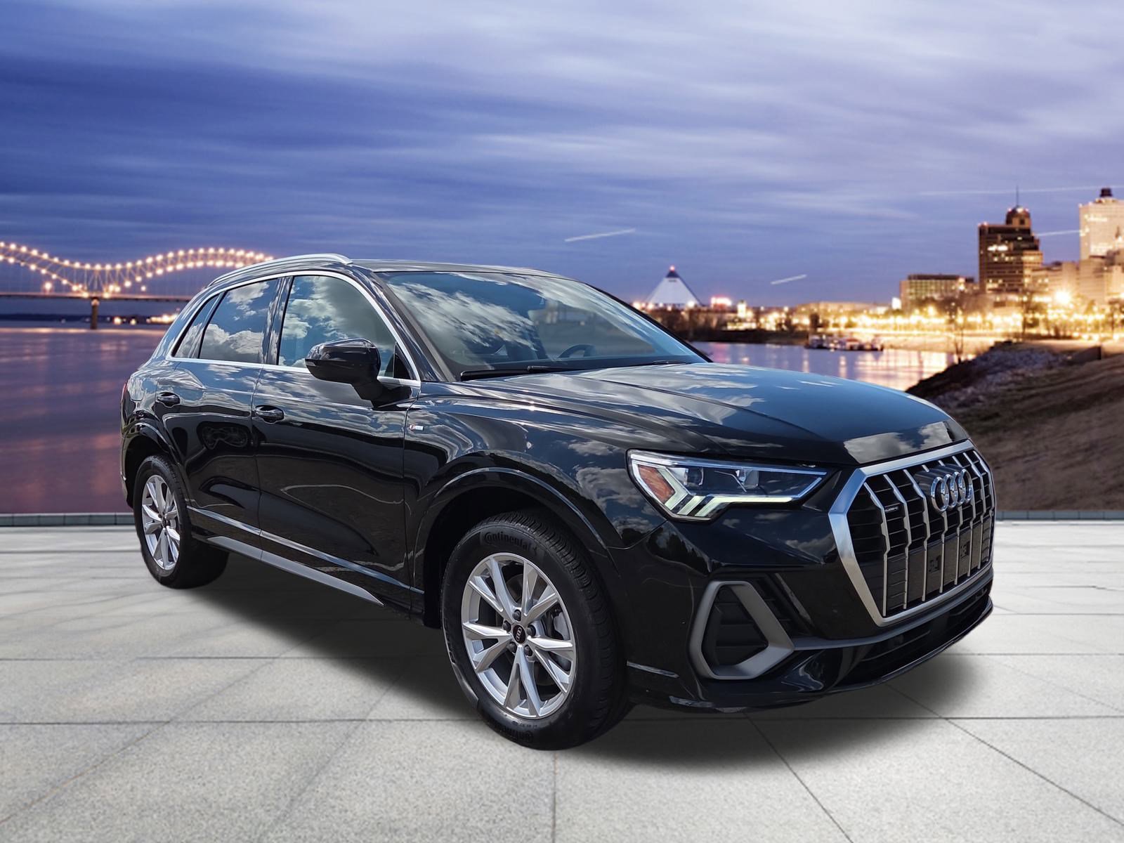 2024 Audi Q3 45 TFSI S line Premium photo 4