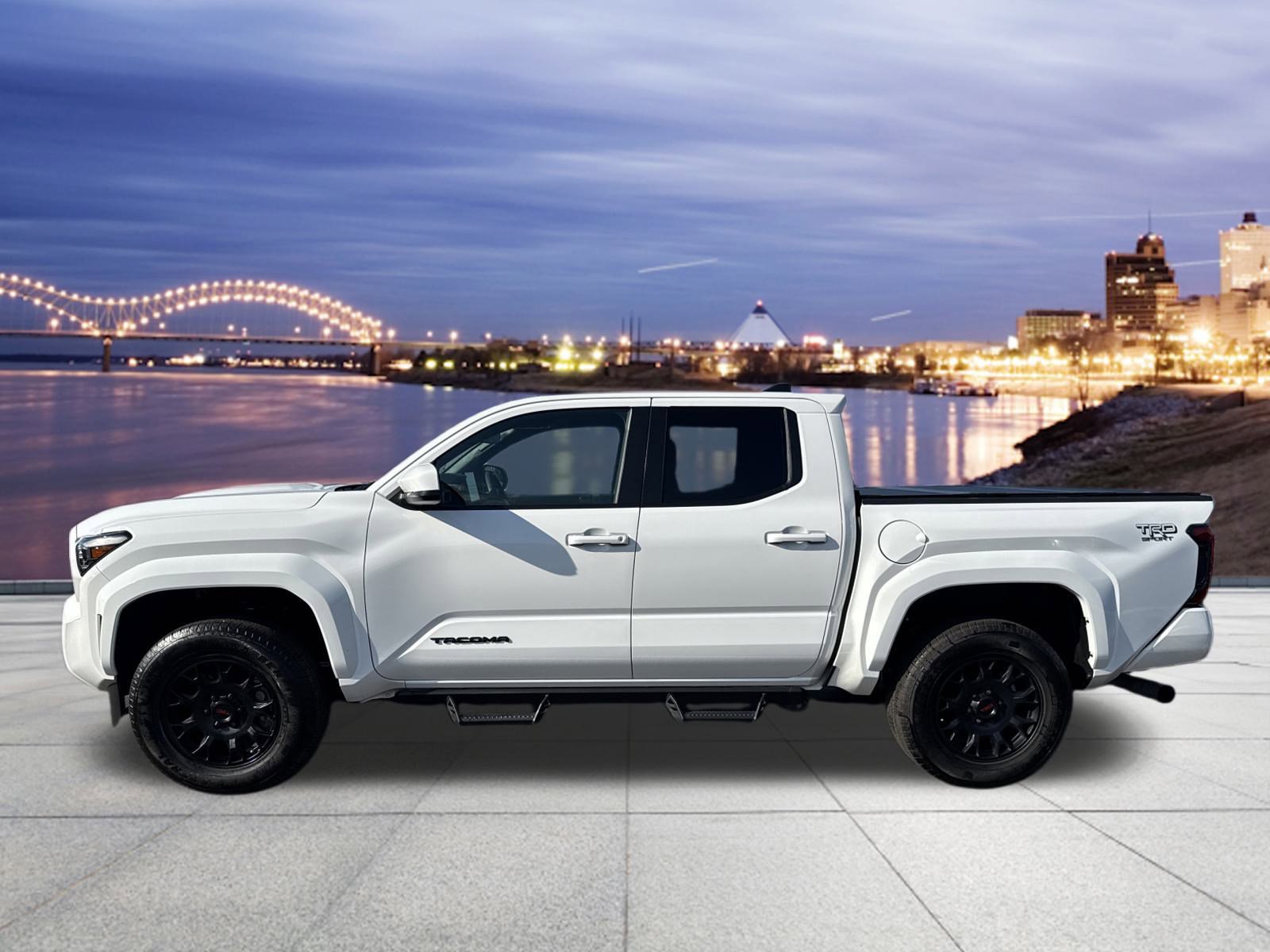2024 Toyota Tacoma TRD Sport 4x4 photo 2