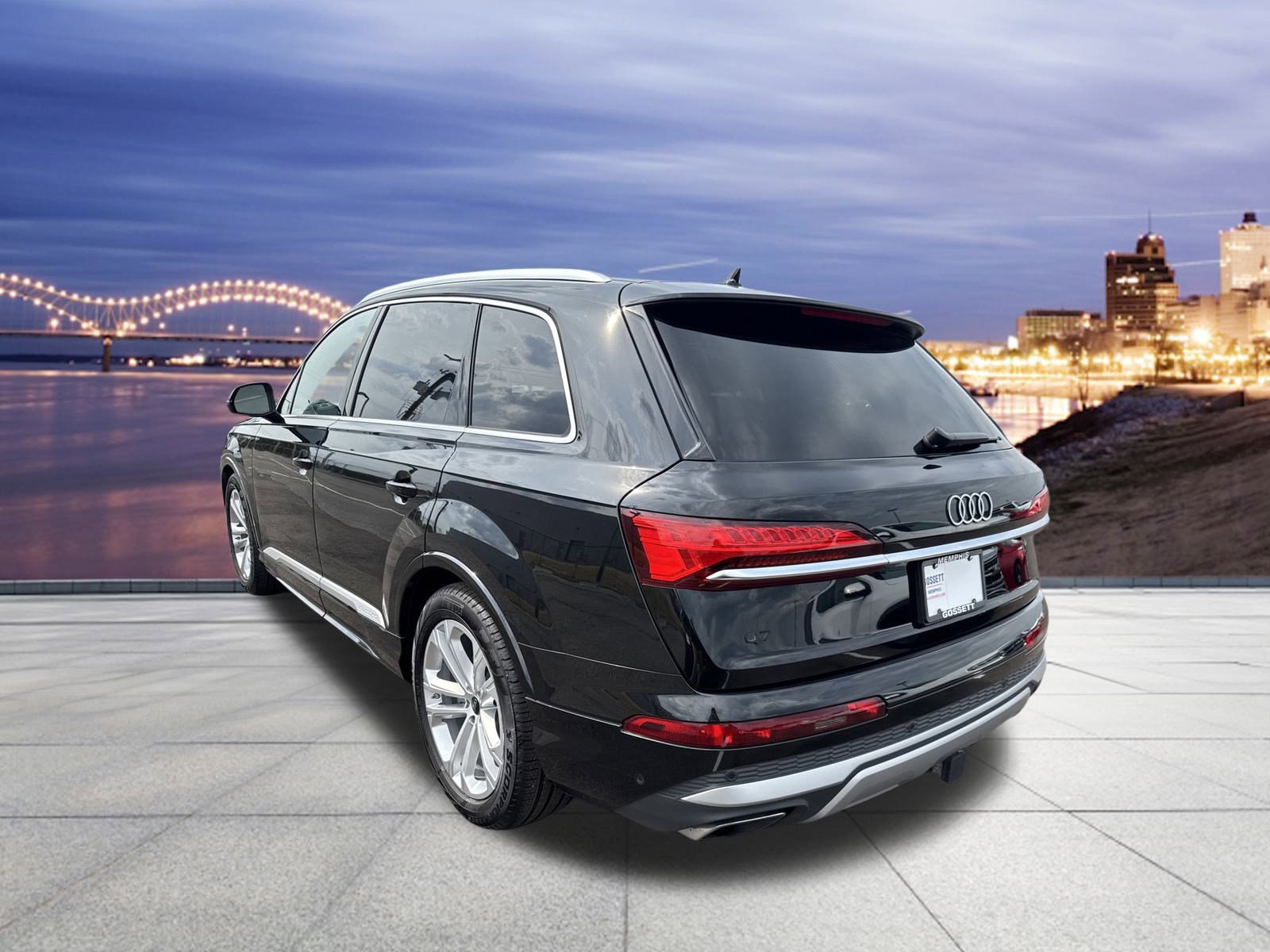 2025 Audi Q7 55 Premium photo 2