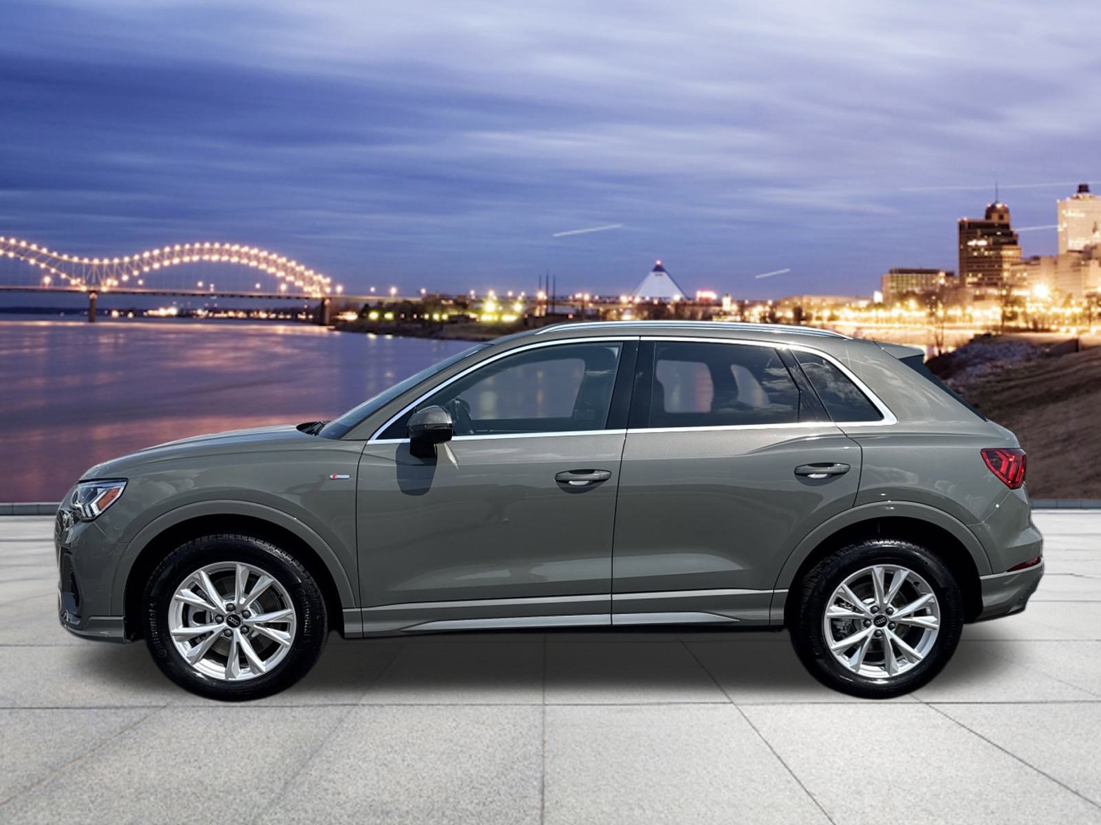 2025 Audi Q3 45 TFSI S line Premium photo 2