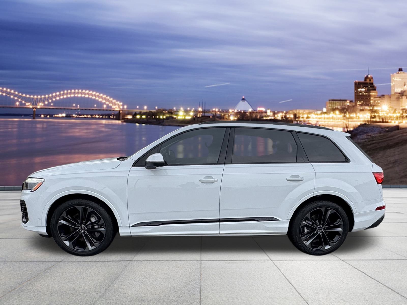 2025 Audi Q7 55 Prestige photo 2