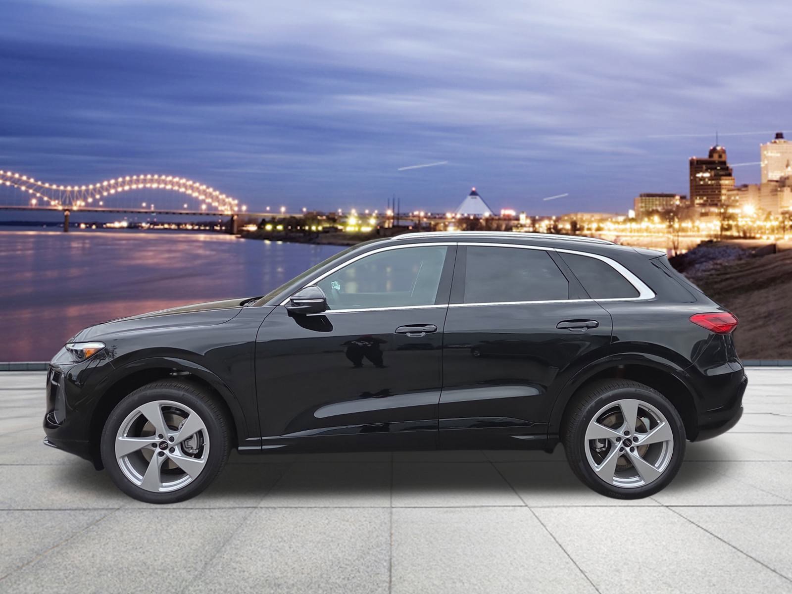 2025 Audi Q5 2.0T Premium Plus photo 2