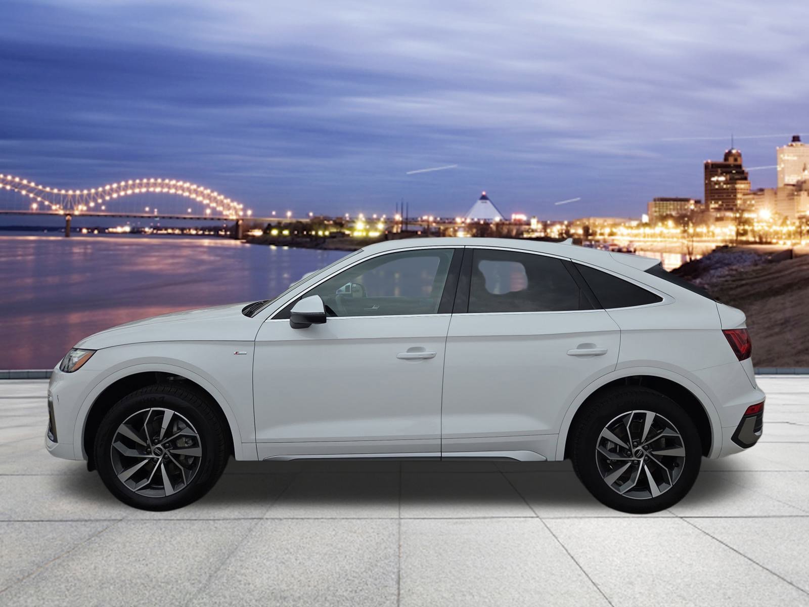 2023 Audi Q5 Sportback S line Premium Plus photo 2