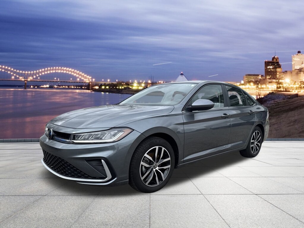 Used 2025 Volkswagen Jetta SE SE Auto