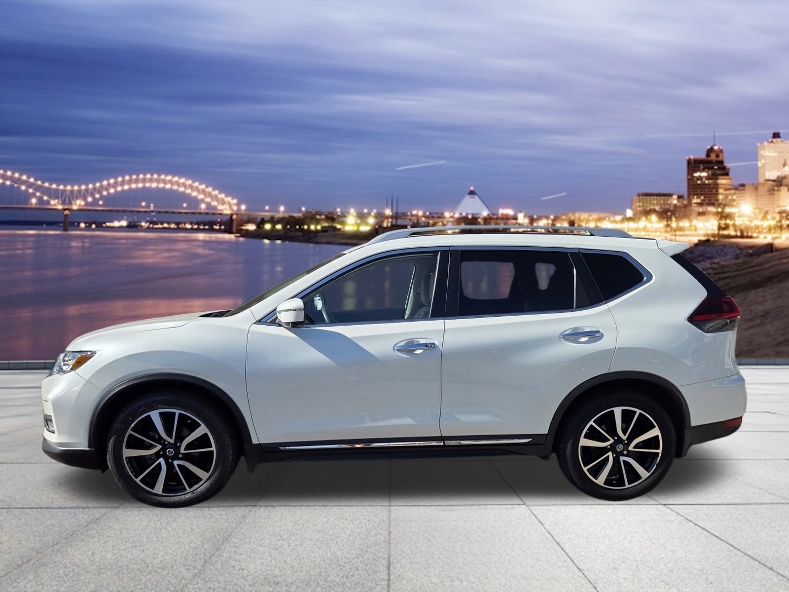 2020 Nissan Rogue SL photo 2