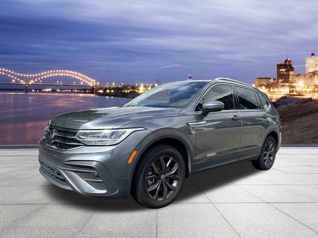 Used 2023 Volkswagen Tiguan SE 2.0T SE FWD