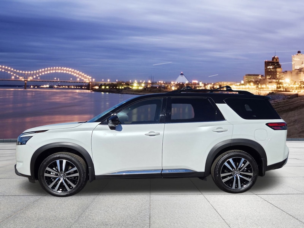Used 2025 Nissan Pathfinder Platinum SUV