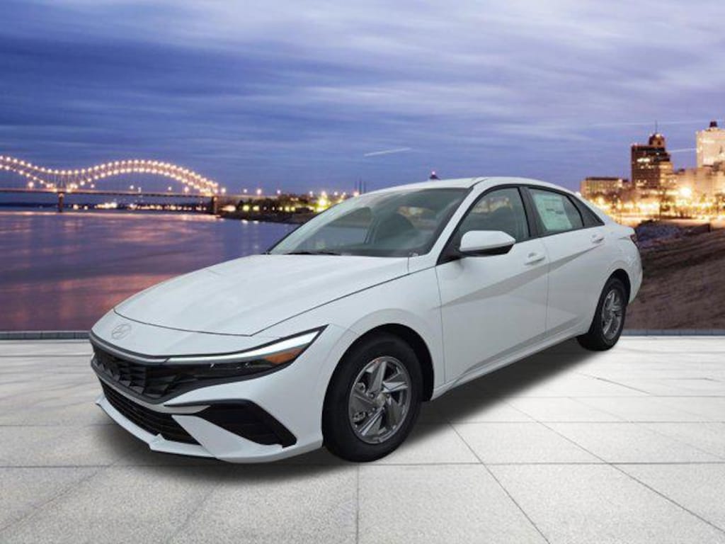 New 2026 Hyundai Elantra SE Sedan