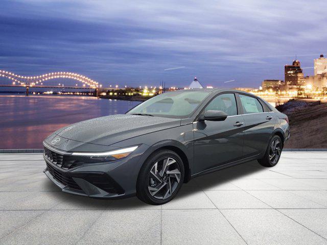 2025 Hyundai Elantra Limited's photo