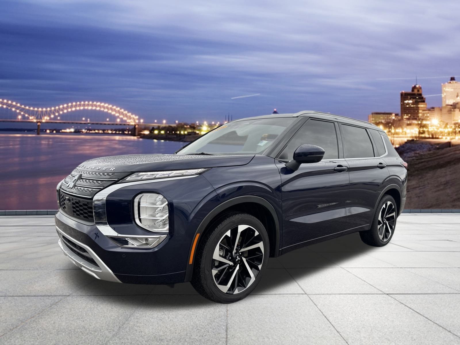 2024 Mitsubishi Outlander SEL's photo