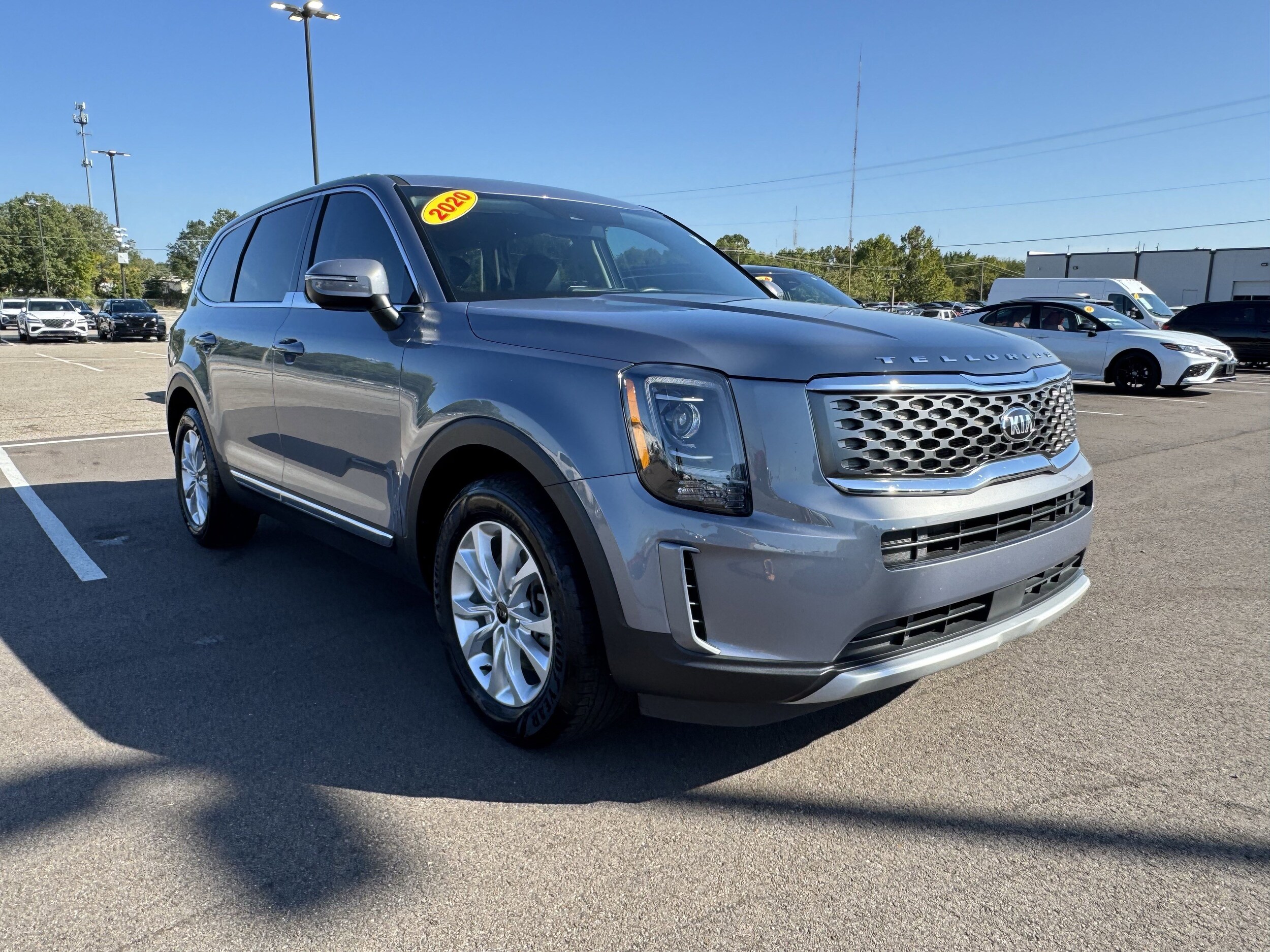 2020 Kia Telluride LX photo 4