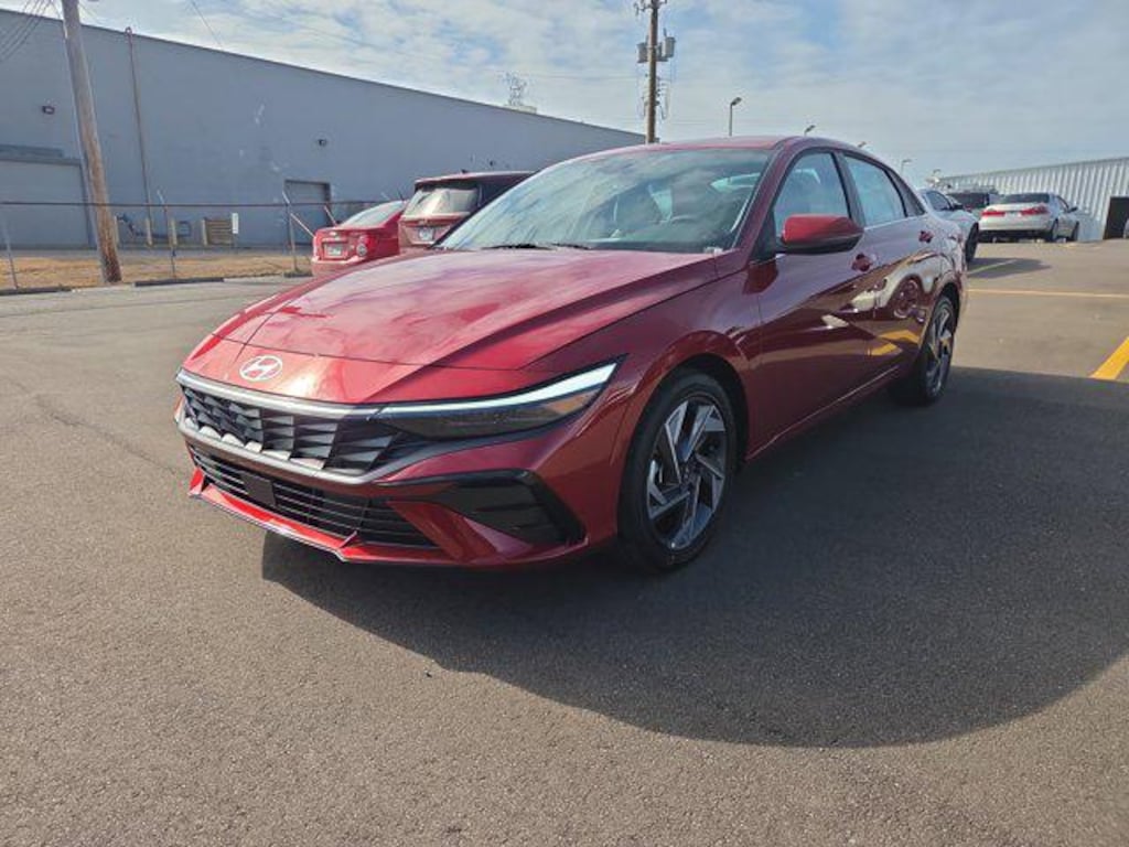New 2026 Hyundai Elantra Limited Sedan