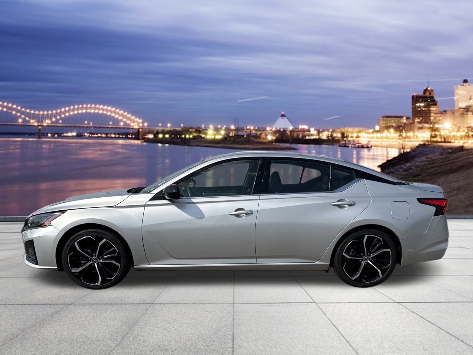 2024 Nissan Altima 2.5 SR photo 2