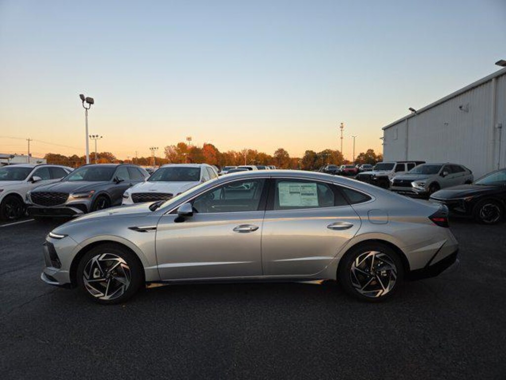 New 2026 Hyundai Sonata SEL Sport Sedan