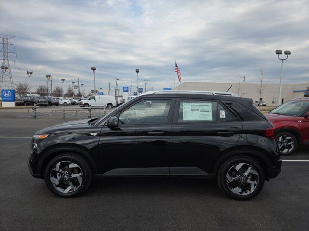 New 2026 Hyundai Venue SEL SUV