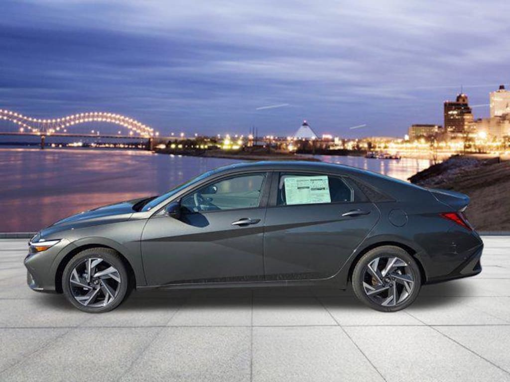 New 2025 Hyundai Elantra SEL Sport Sedan