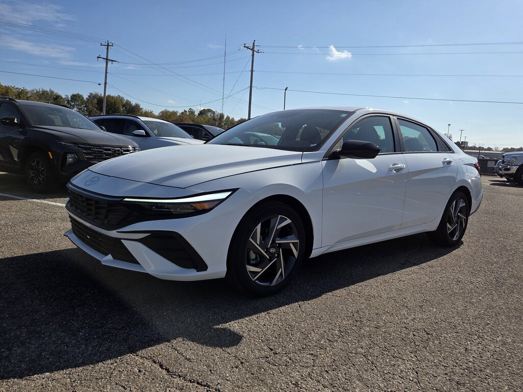 Used 2025 Hyundai Elantra SEL Sport Sedan