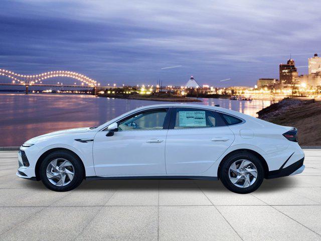 2025 Hyundai Sonata SE photo 2