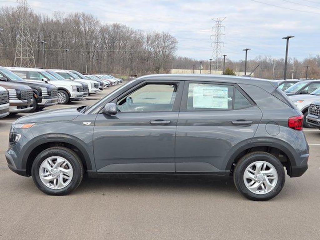 New 2026 Hyundai Venue SE SUV