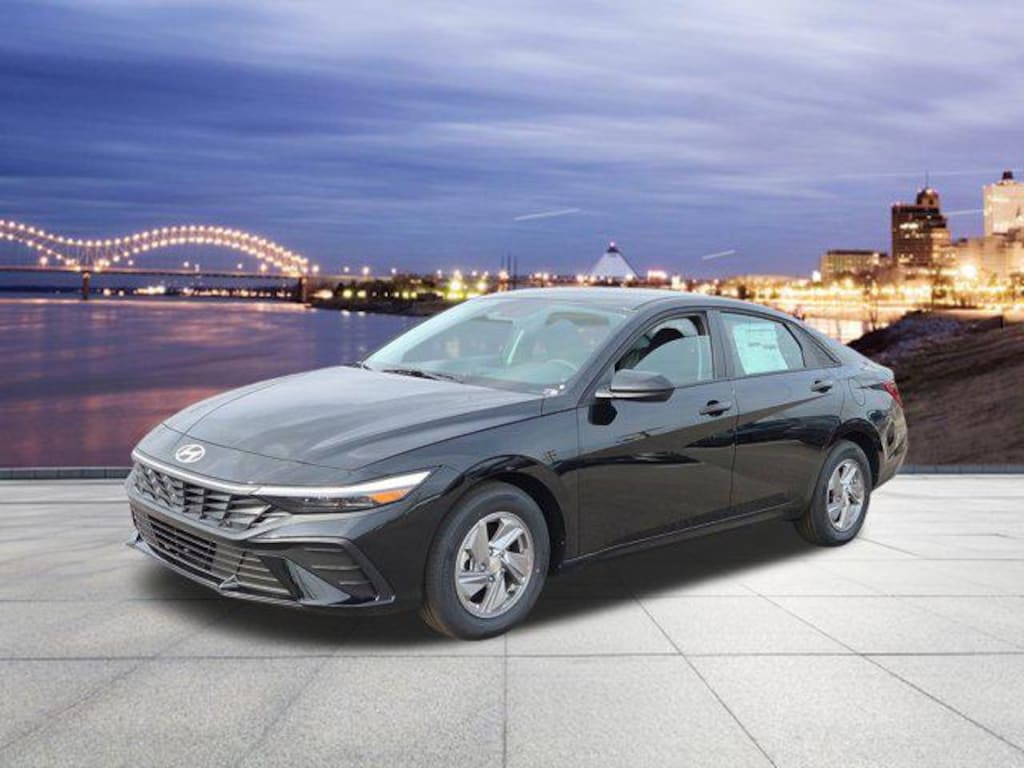 New 2026 Hyundai Elantra SE Sedan