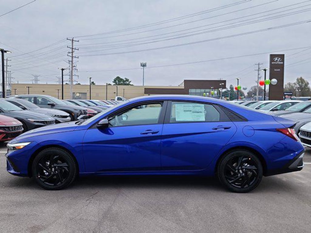 New 2026 Hyundai Elantra SEL Sport Sedan
