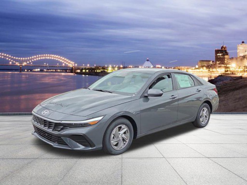 New 2026 Hyundai Elantra SE Sedan