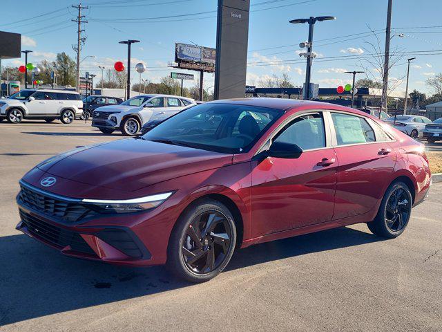 2026 Hyundai Elantra SEL's photo