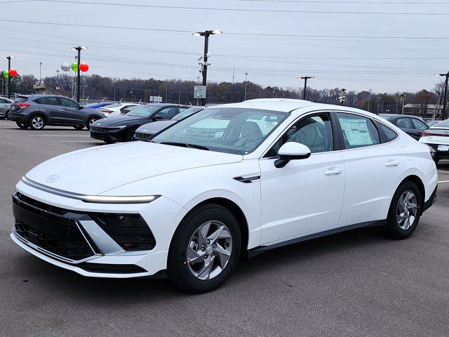 2026 Hyundai Sonata SE's photo