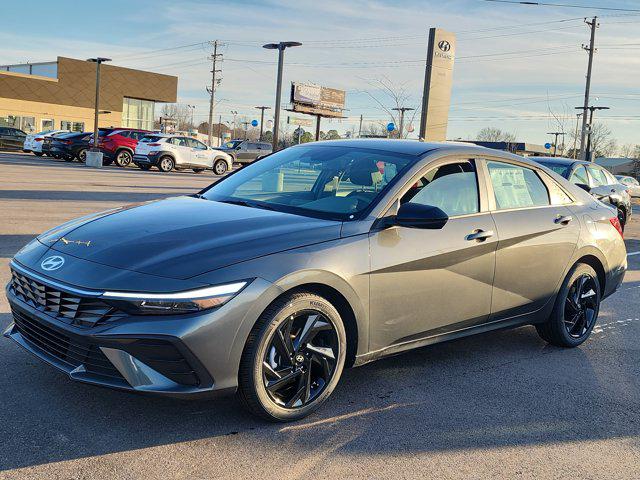 2026 Hyundai Elantra SEL's photo