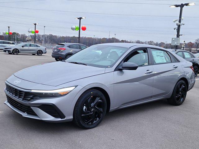 2026 Hyundai Elantra SEL's photo