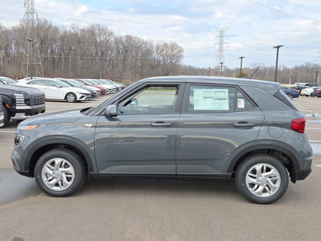 New 2026 Hyundai Venue SE SUV
