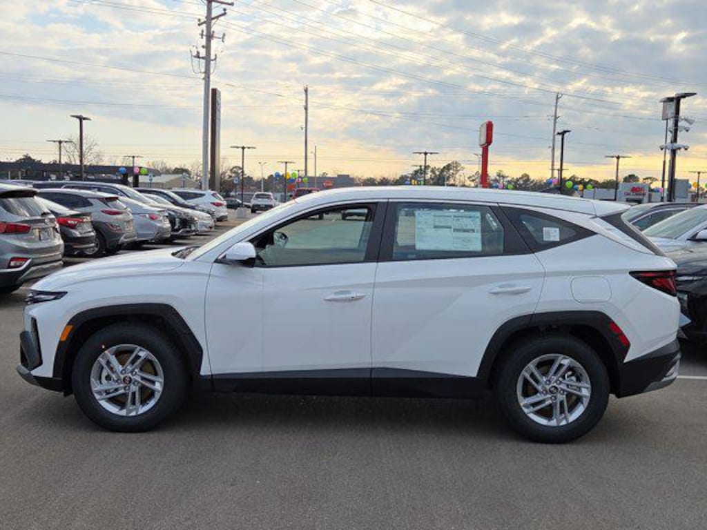 New 2026 Hyundai Tucson SE SUV