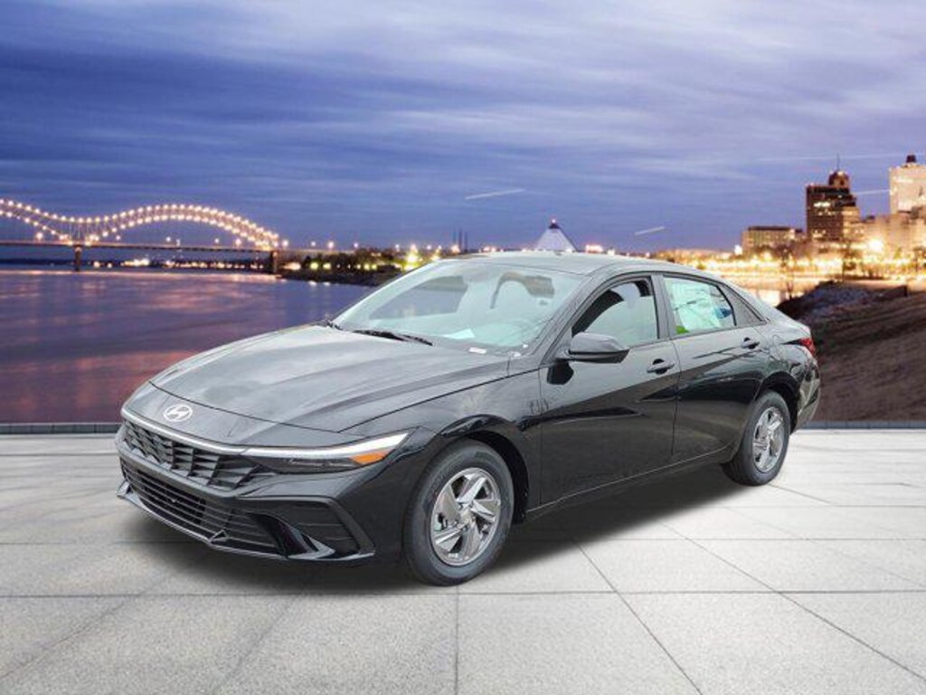 New 2026 Hyundai Elantra SE Sedan
