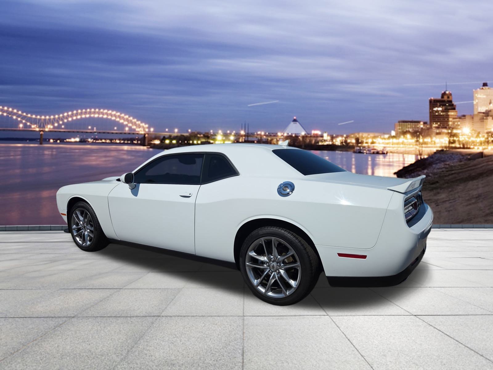 2022 Dodge Challenger GT photo 3