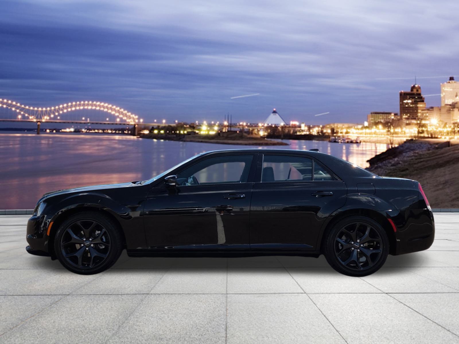 2022 Chrysler 300 photo 2