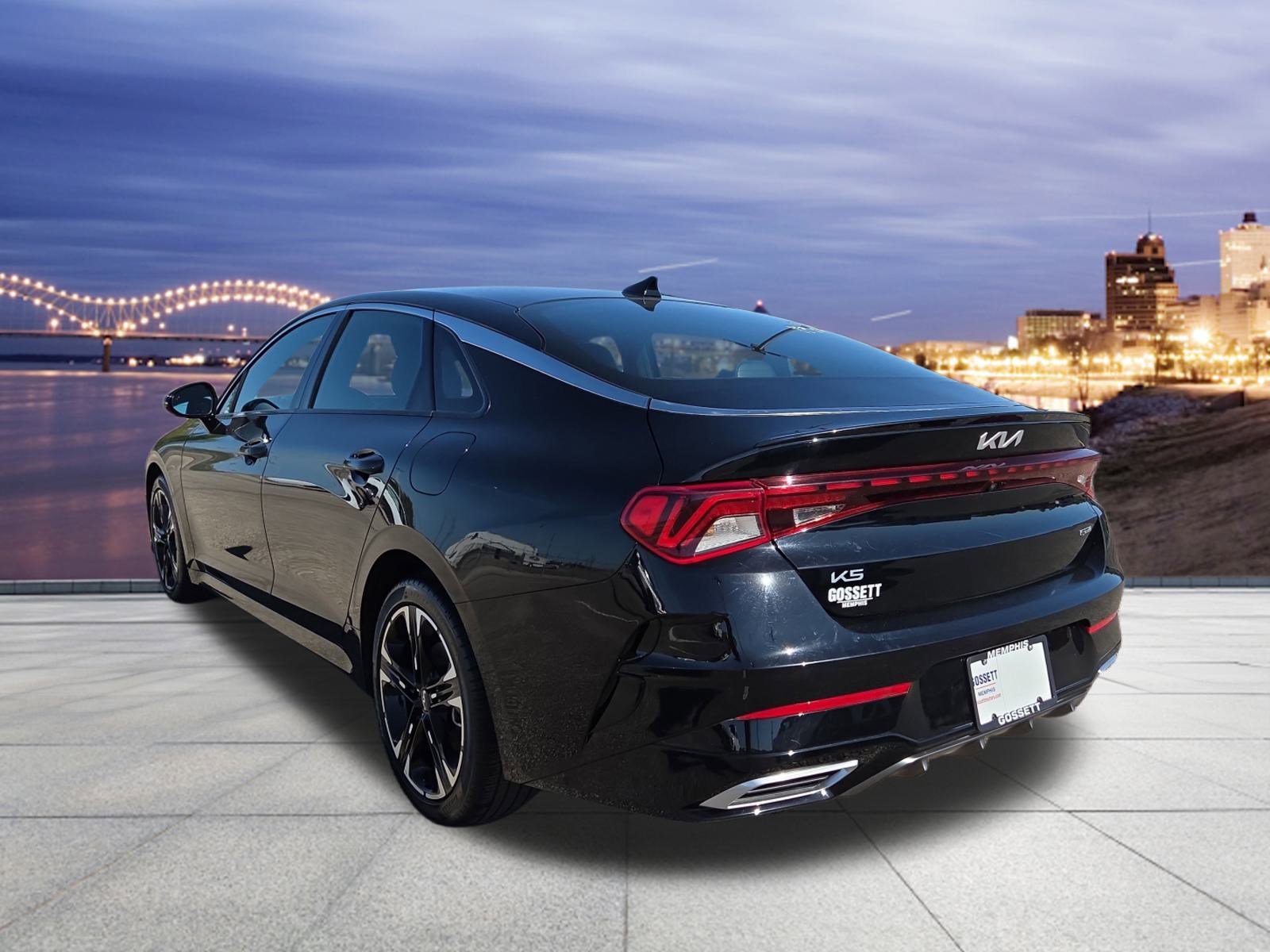 2023 Kia K5 GT-Line photo 3