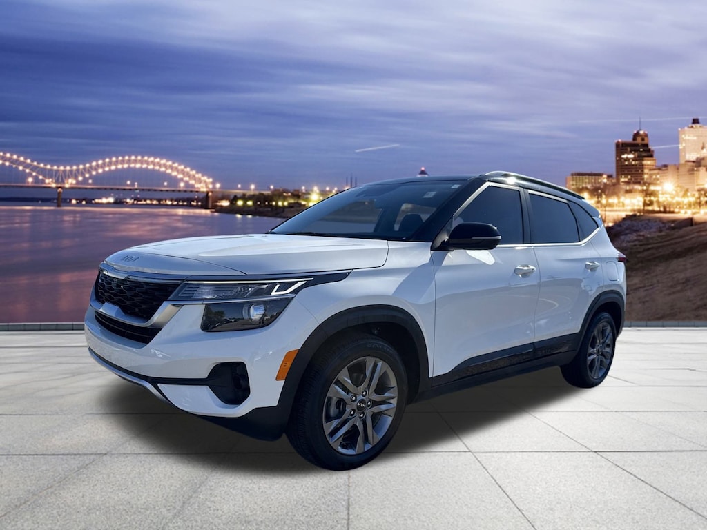 Used 2023 Kia Seltos S S IVT FWD