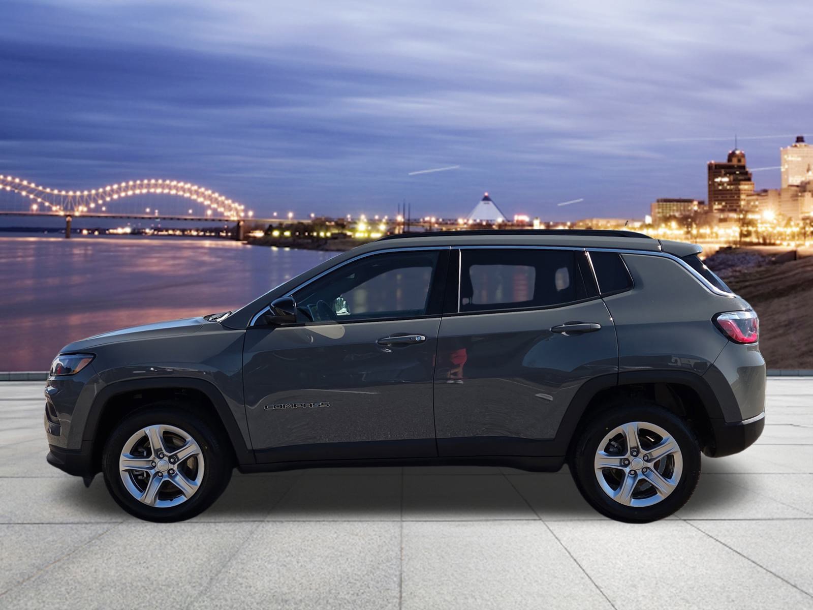 2024 Jeep Compass Latitude photo 2