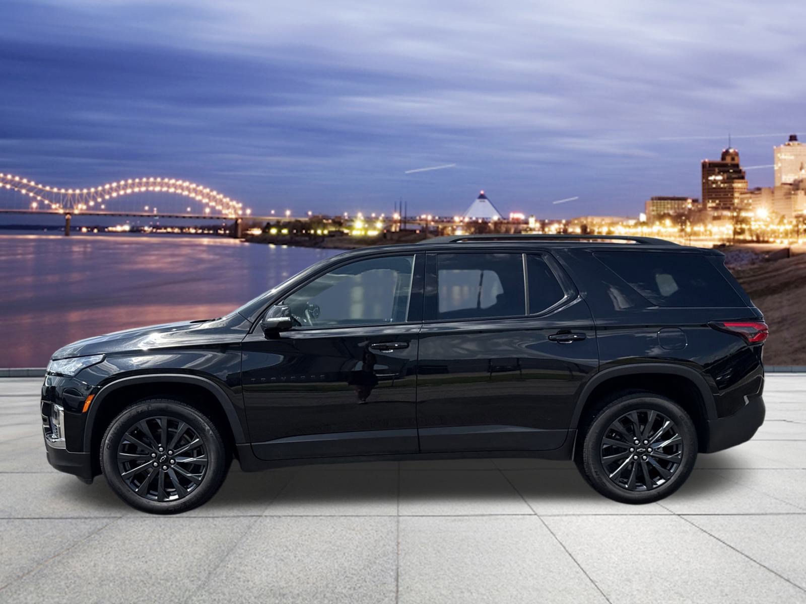 2024 Chevrolet Traverse RS photo 2