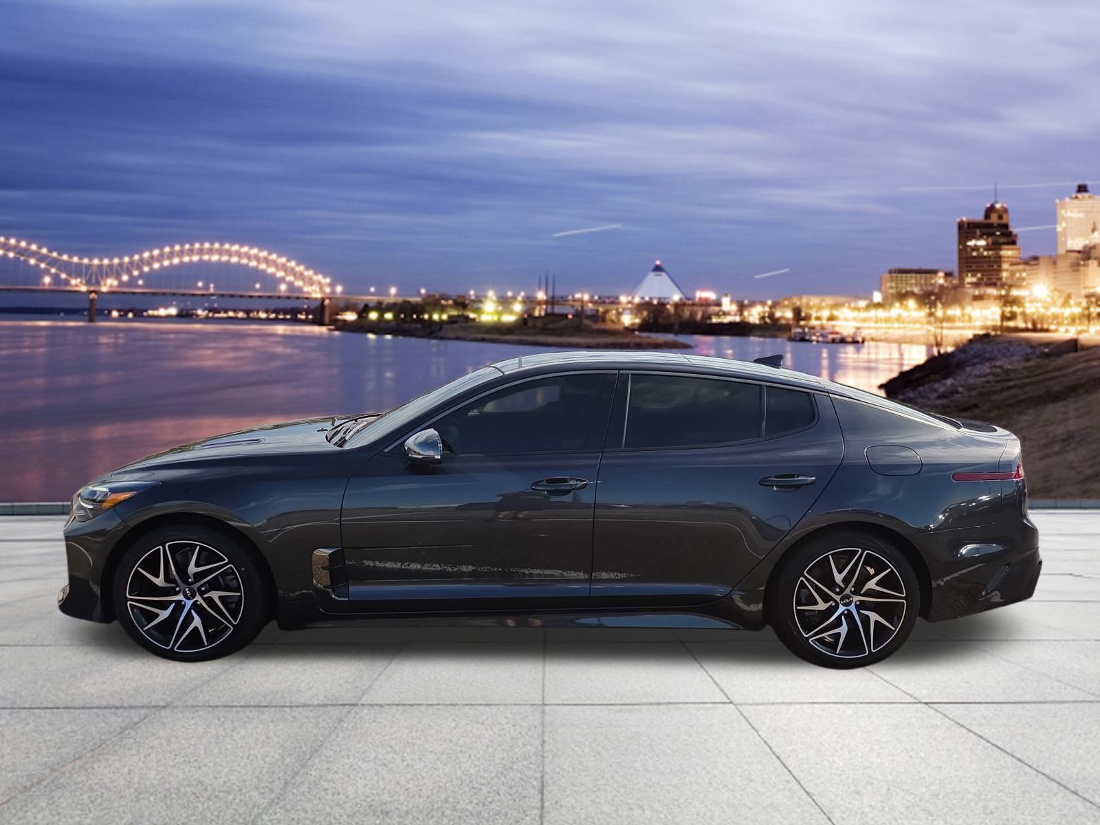 2023 Kia Stinger GT-Line photo 2
