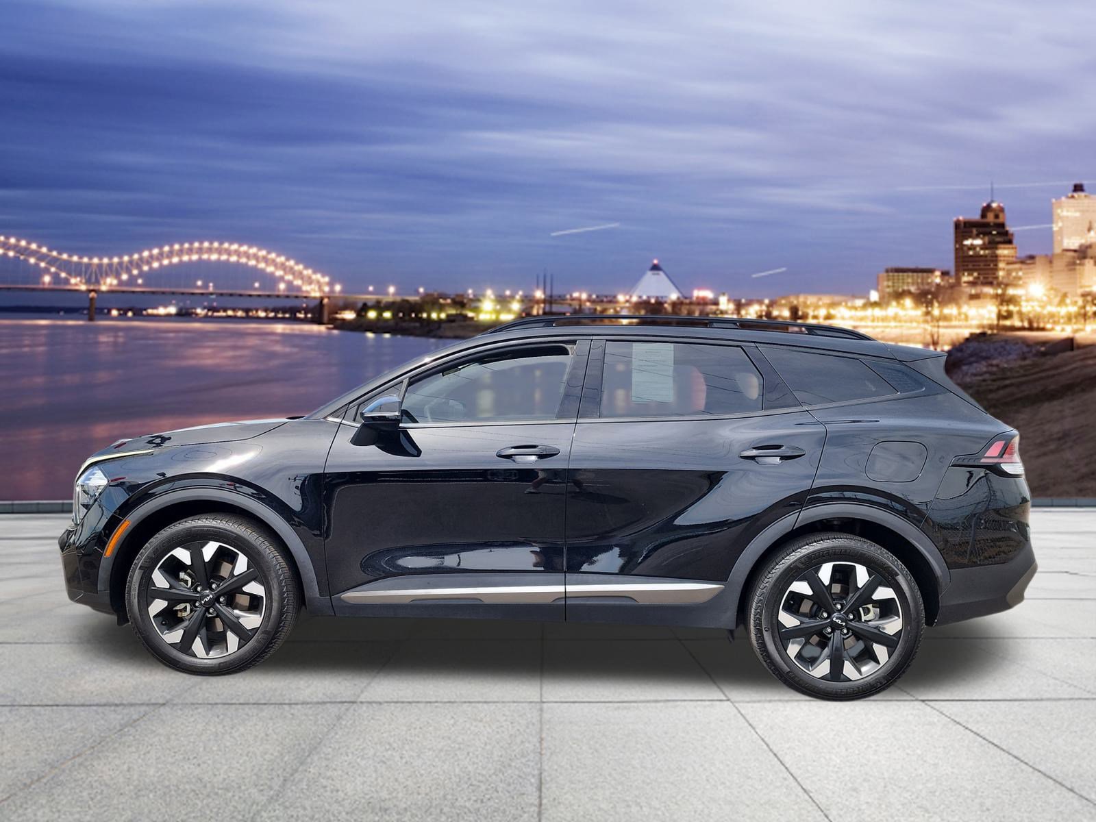 2023 Kia Sportage X-Line photo 2